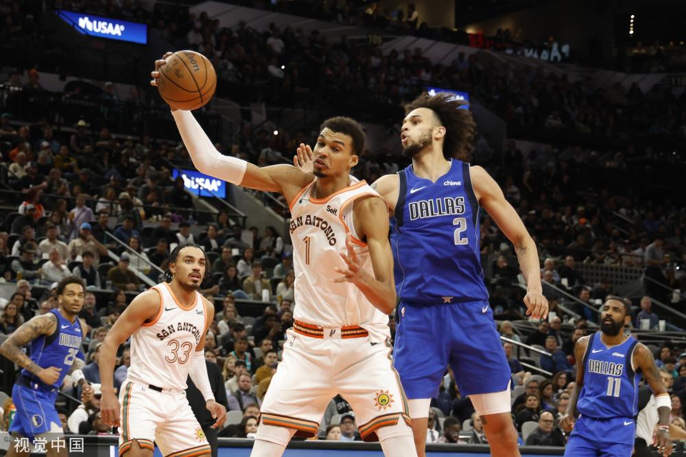 他始终保持 他始终保持