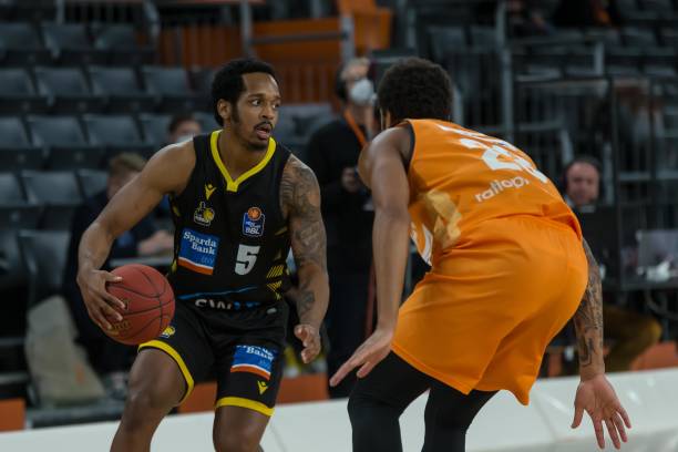 他对职业生 他对职业生