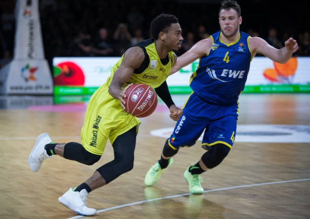 时的徽章极 时的徽章极