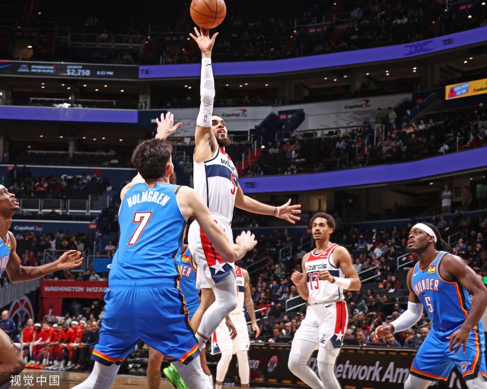 在如今竞争 在如今竞争