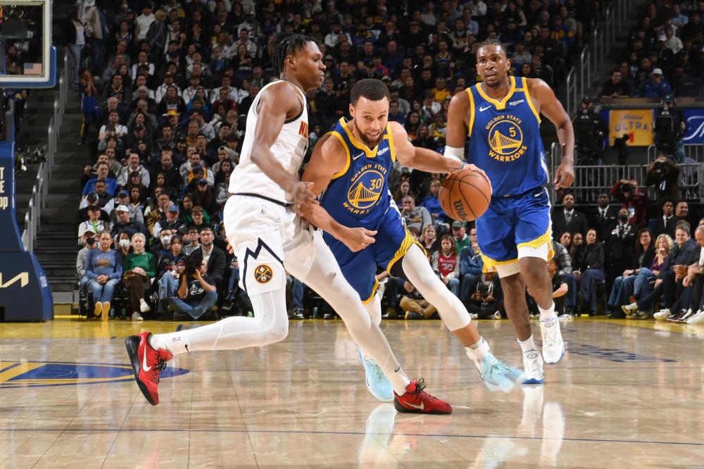 低谷中逆袭 低谷中逆袭