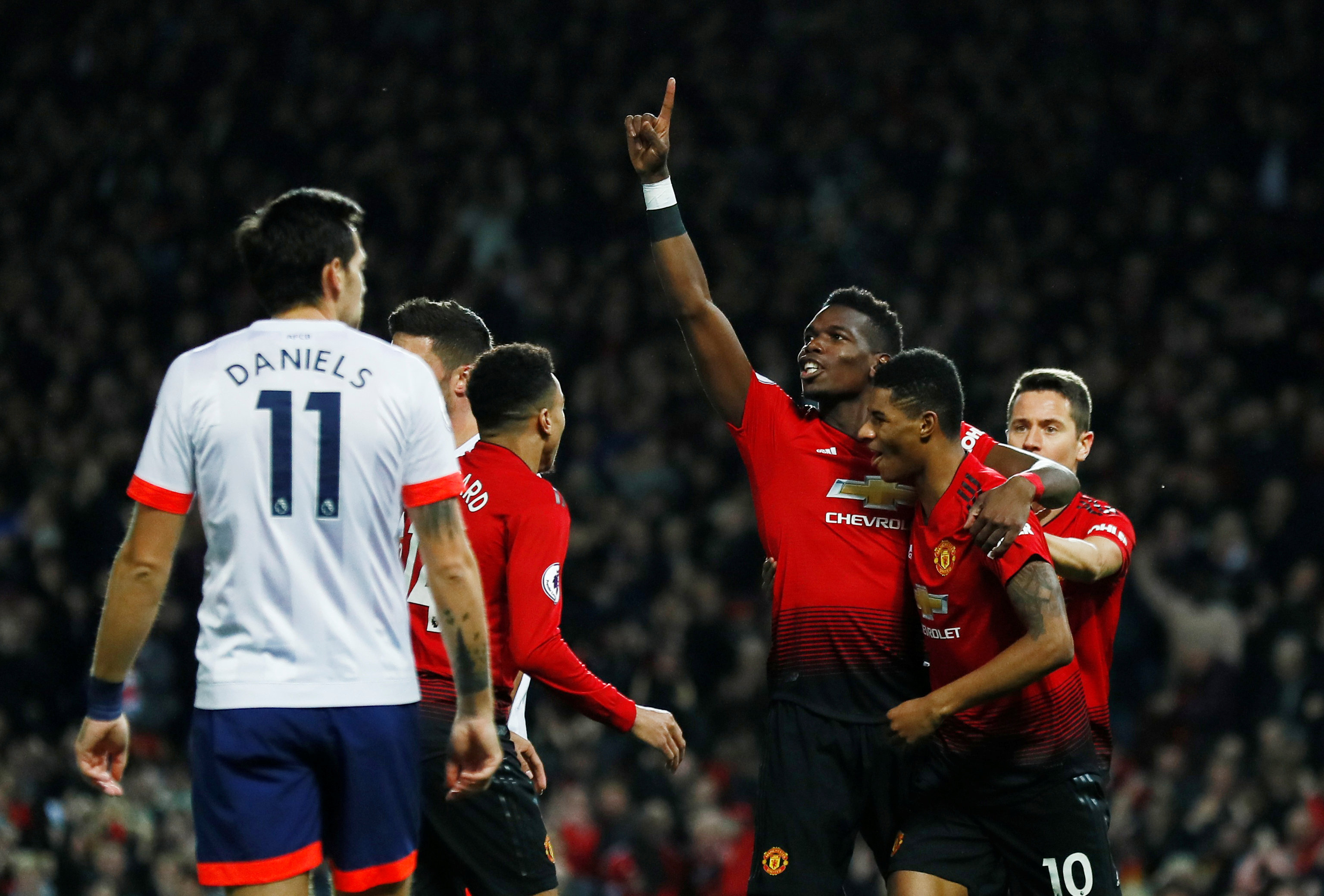 出他们的领 出他们的领