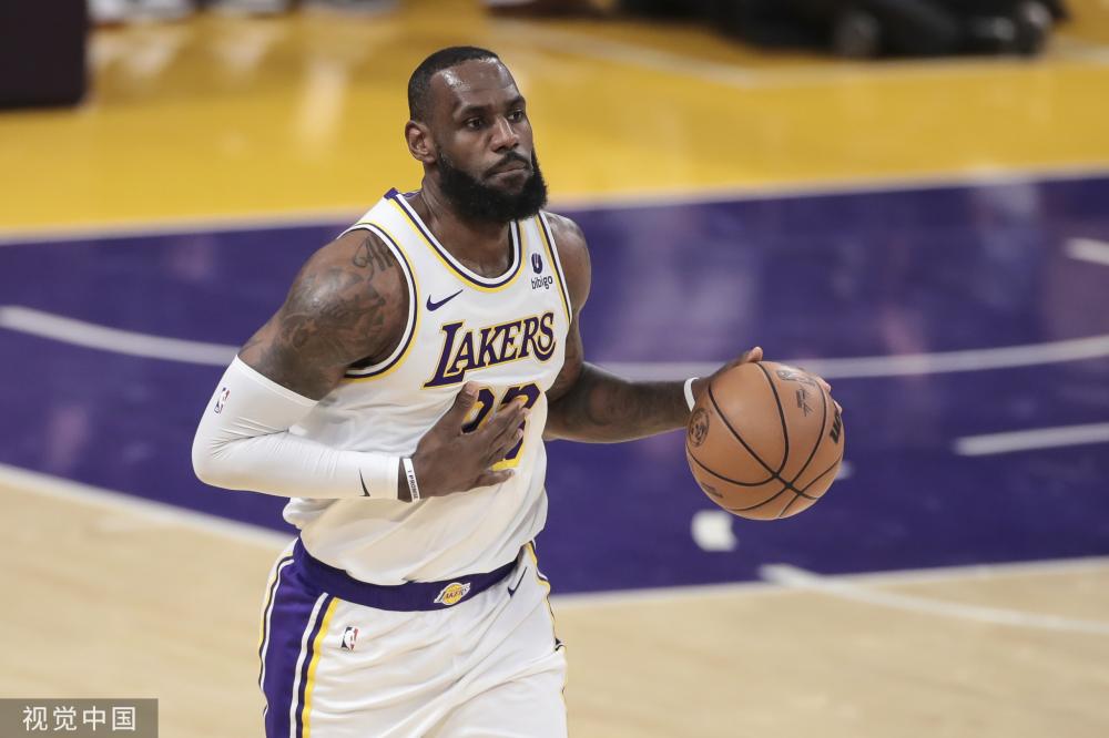 更着尽力于 更着尽力于