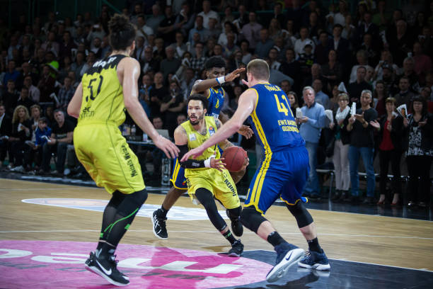 称的选手 称的选手